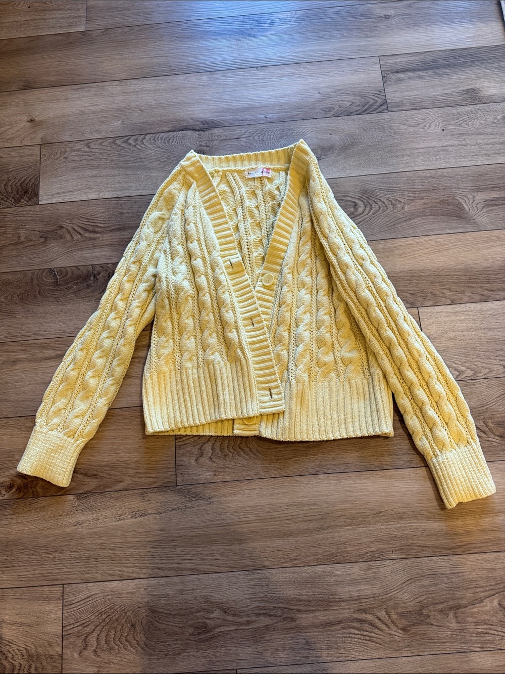 Soft Cable-Knit V-Neck Women’s Sweater Cardigan - Yellow